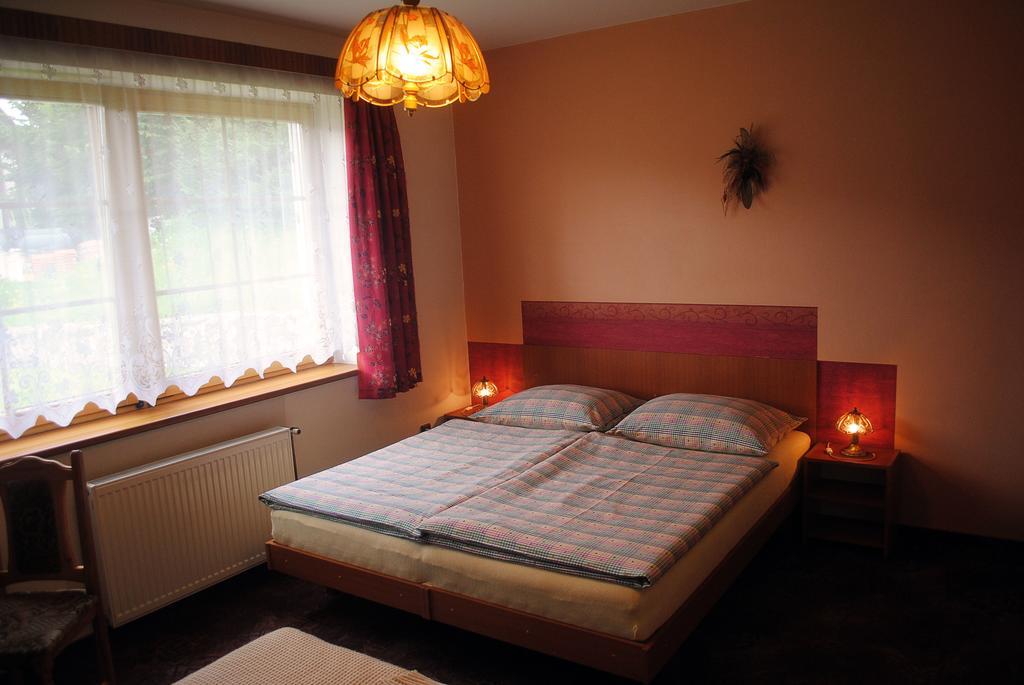 Pension B&B Vrchlabí エクステリア 写真