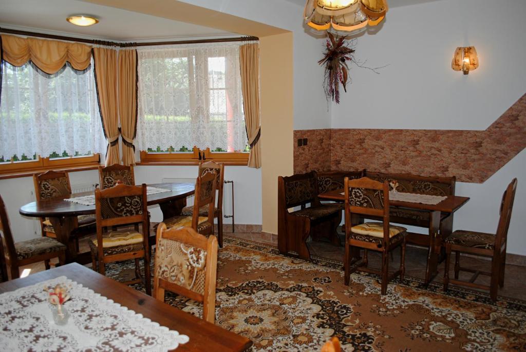 Pension B&B Vrchlabí エクステリア 写真